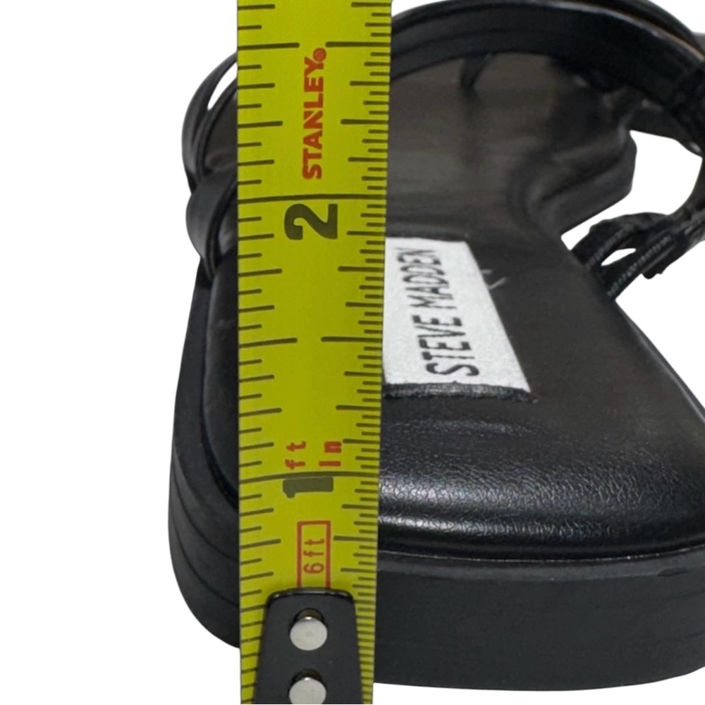 Steve Madden Amosa Black Faux Leather Strappy with Toe Ring Flat Sandals Size 10 - Picture 8 of 9
